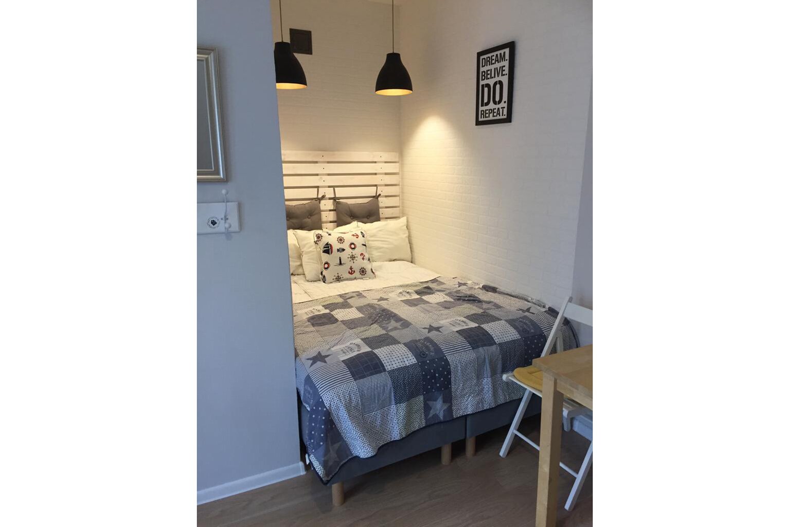 Pokój nr 2 łóżko